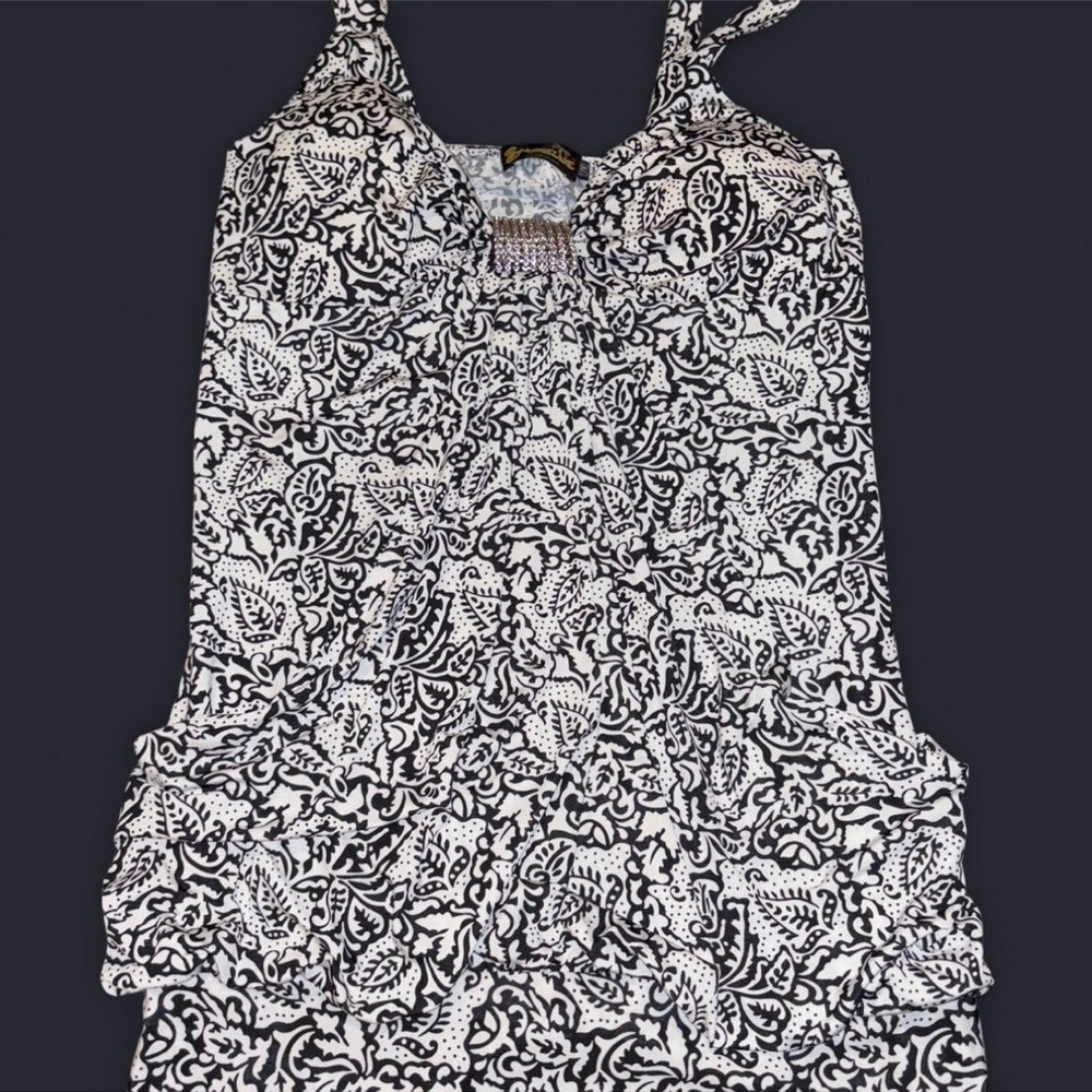 Shoreline Black and White Ruffled Tie Front Tank Top